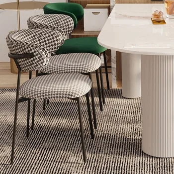 יוקרה ייחודיים כסאות אוכל שחור, רגלי מתכת מעצב מבוגרים מינימליסטי כסאות אוכל טרקלין לסעוד Silla Plegable ריהוט הבית